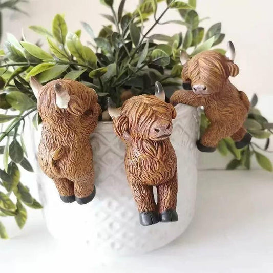 Highland Cow Pot Hangers Resin Farm Animal Planter Decor
