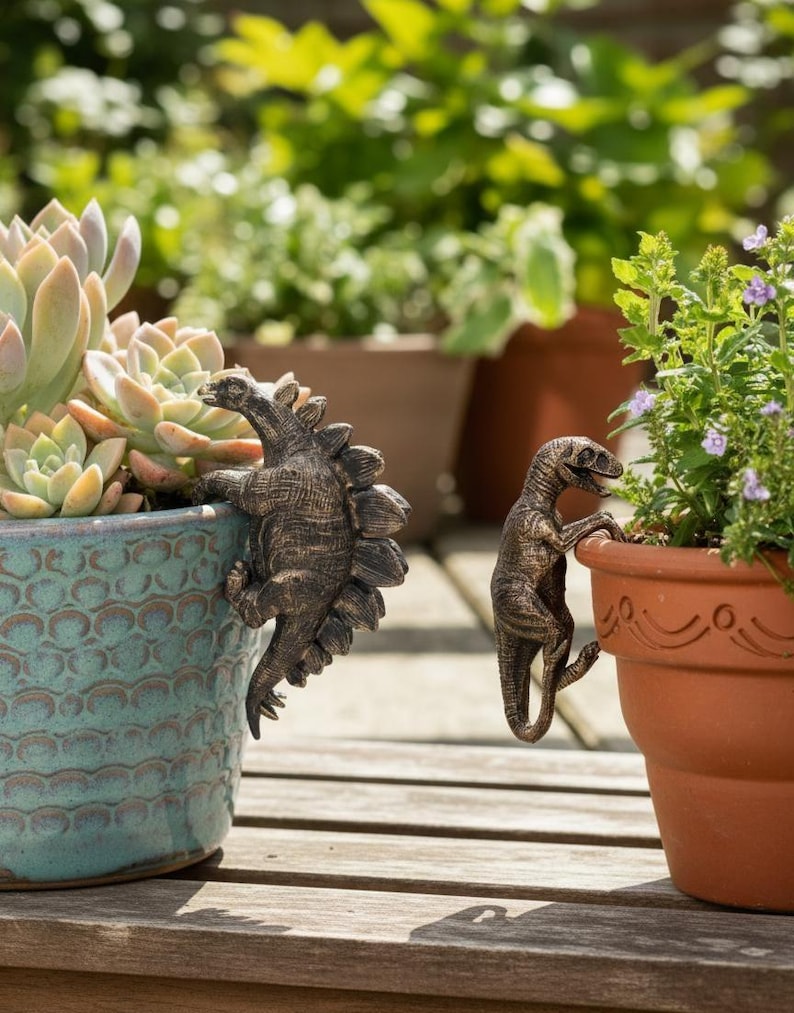 Dinosaur Pot Hanger Resin Planter Decor T-Rex Stegosaurus
