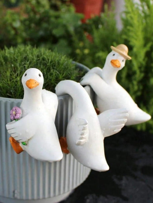 Cute Duck Pot Hanger – Resin Goose Plant Rim Figurines
