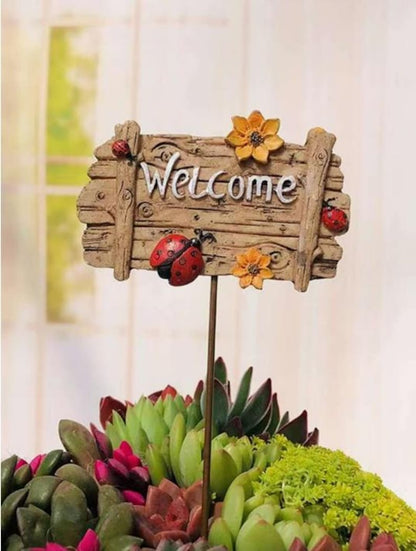 Welcome Garden Stake Resin Planter Decor Ladybug Flower Sign