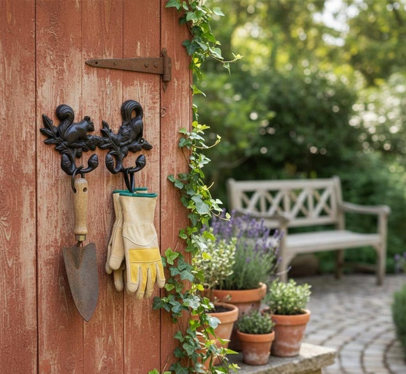 Cast Iron Squirrel Wall Hook Rack Rustic Woodland Coat Hook