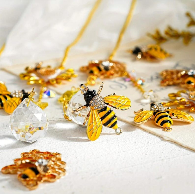 Bee Suncatcher Crystal Prism Honey Bee Window Hanging