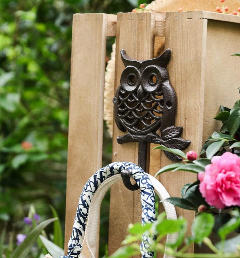 Cast Iron Owl Wall Hook – Rustic Vintage Farmhouse Coat & Key Holder