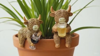 Highland Cow Pot Hangers Resin Beer & Wine Cow Planter Figurines